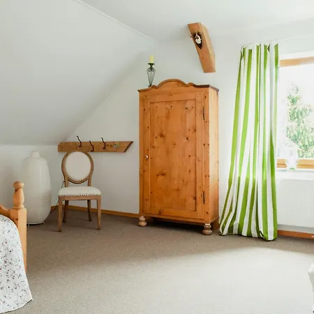 Vakantiehuis Idyllic Between Fields And Elbe Dyke *