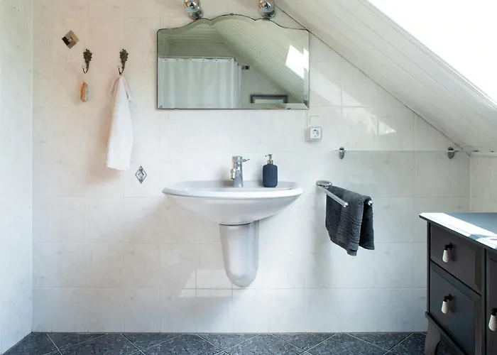 Idyllic Between Fields And Elbe Dyke * Eickerhoefe